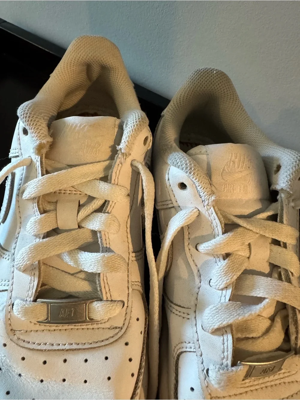 Nike AF1 5.5Y white leather Air Force 1 youth size 5.5 (missing insoles)